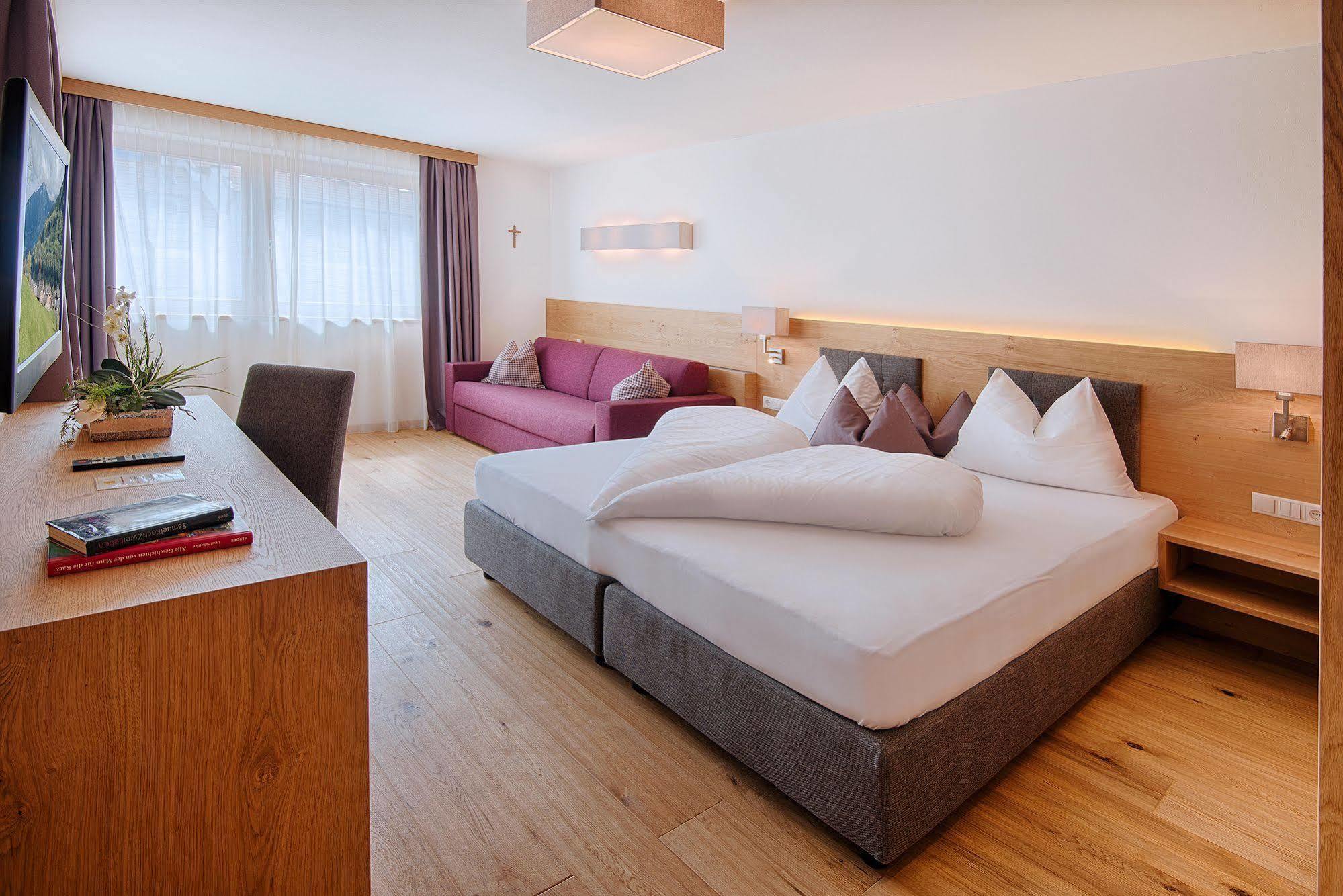 Alpin Hotel Sonnblick Perca Esterno foto