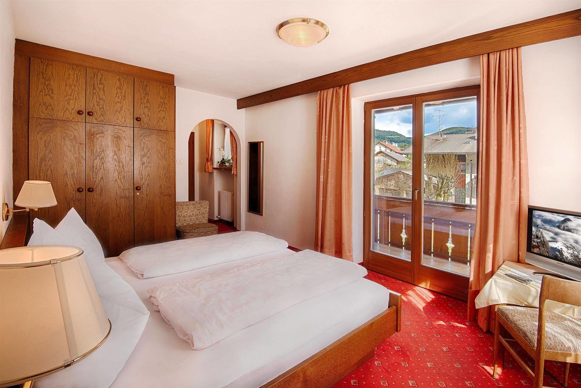 Alpin Hotel Sonnblick Perca Esterno foto
